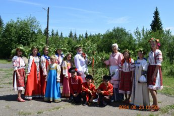 "Праздник Святой Троицы"
